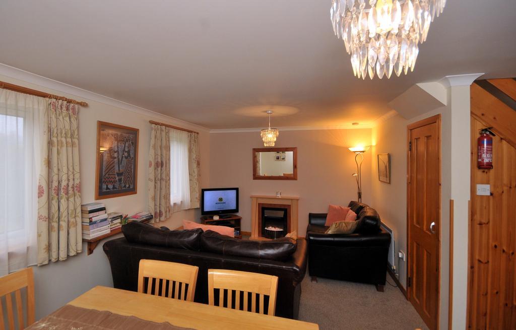 Tarven Self Catering Cottages Portree Exterior photo